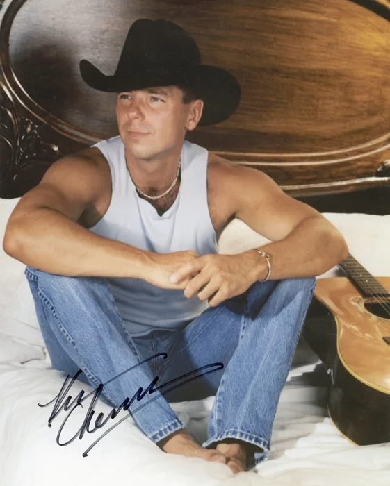 Kenny Chesney autograph