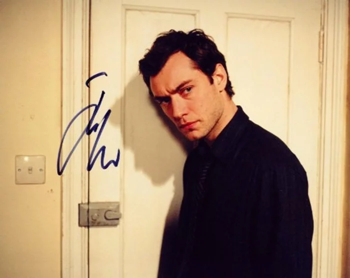 Jude Law autograph