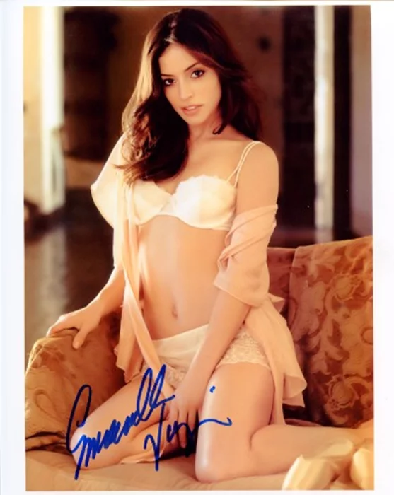 Emmanuelle Vaugier autograph
