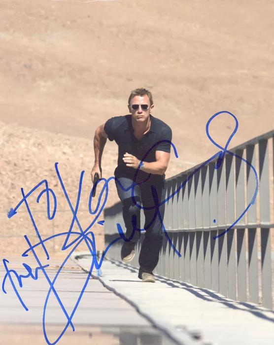 Daniel Craig autograph