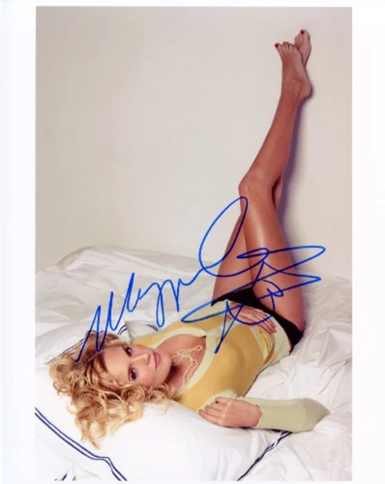 Maggie Grace autograph