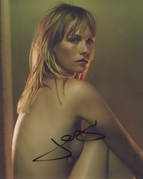 January Jones autograph
