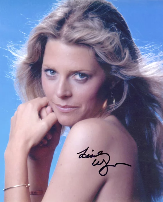 Lindsay Wagner autograph