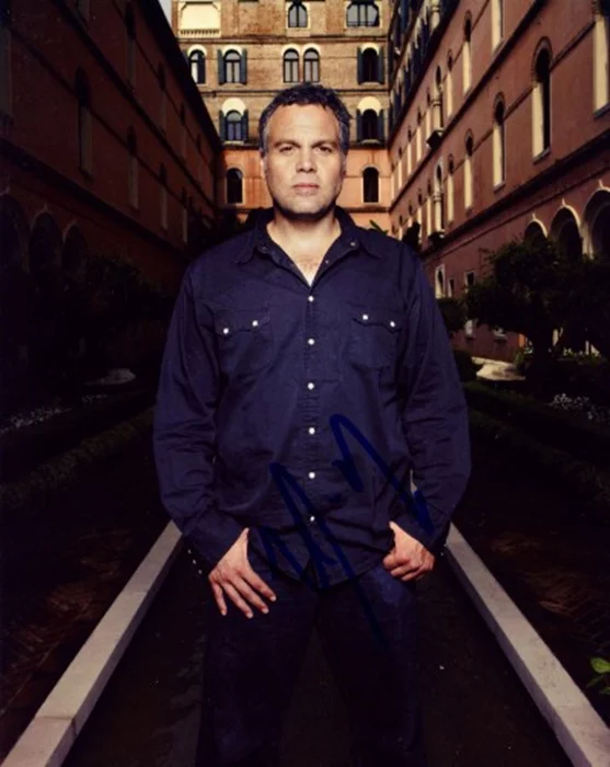 Vincent D'Onofrio autograph