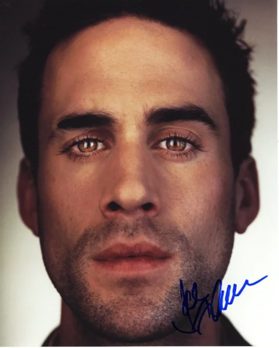 Joe Fiennes autograph
