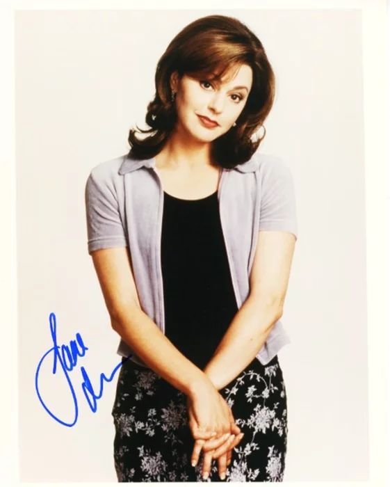 Jane Leeves autograph