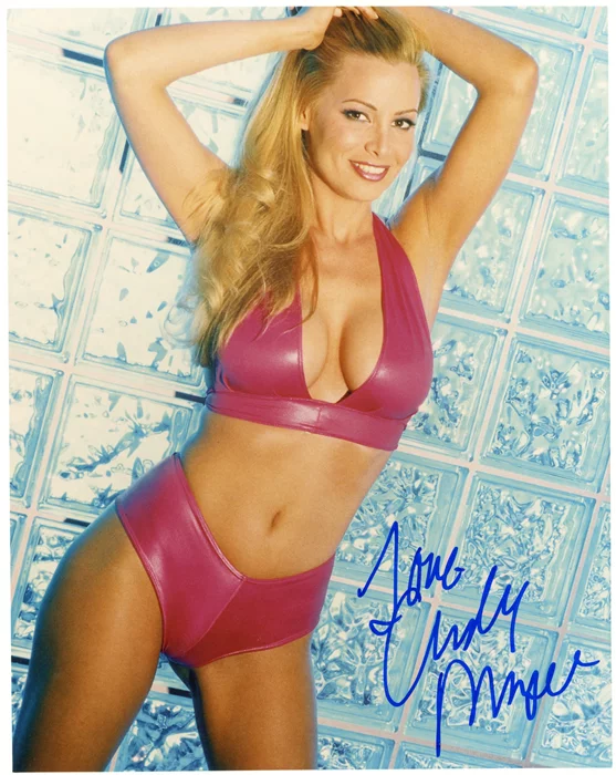 Cindy Margolis autograph