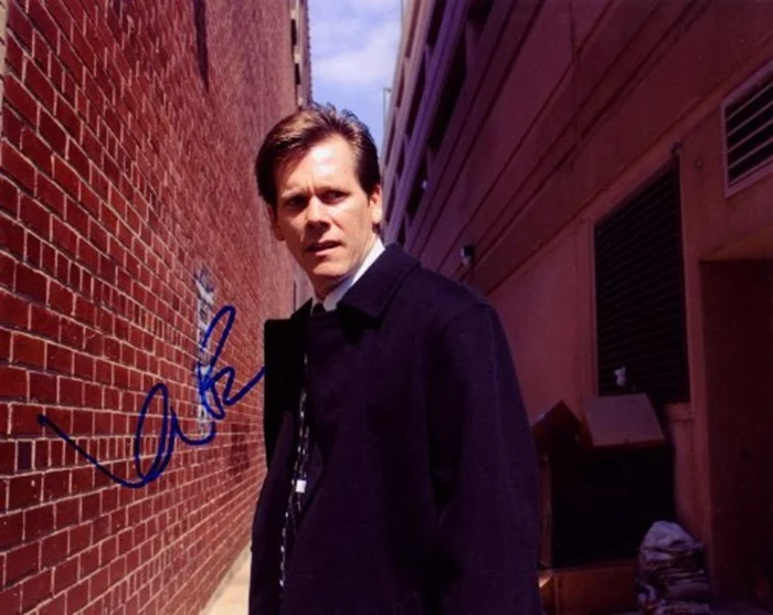 Kevin Bacon autograph