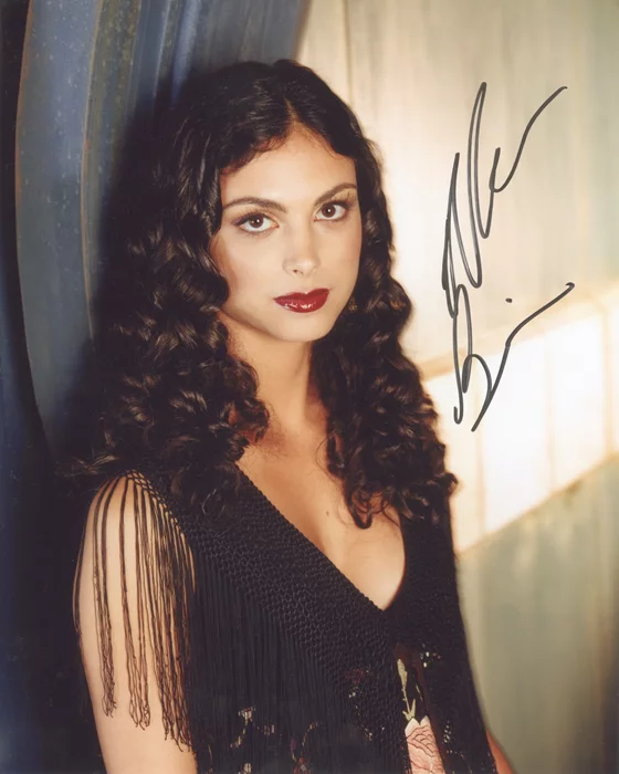 Morena Baccarin autograph