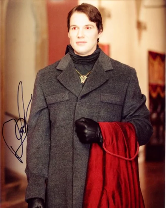 Daniel Cudmore autograph