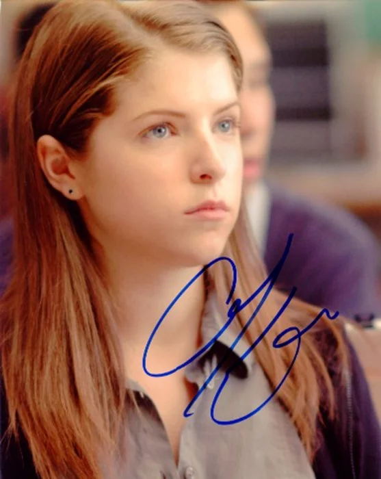 Anna Kendrick autograph