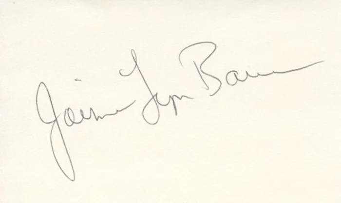 Jaime-Lyn Bauer autograph