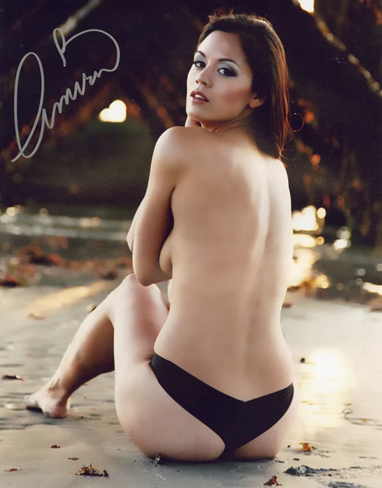 Amira autograph
