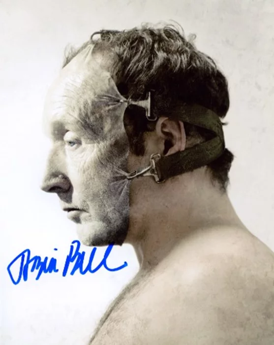 Tobin Bell autograph