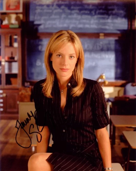 Jessalyn Gilsig autograph