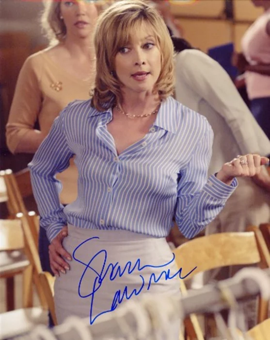 Sharon Lawrence autograph