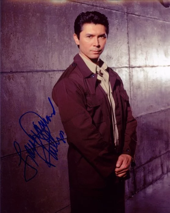 Lou Diamond Phillips autograph