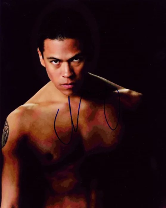 Chaske Spencer autograph