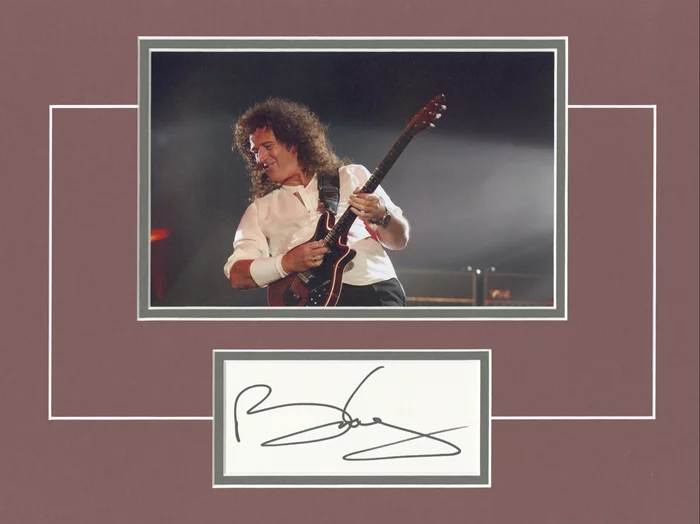 Brian May autograph