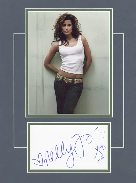 Nelly Furtado autograph