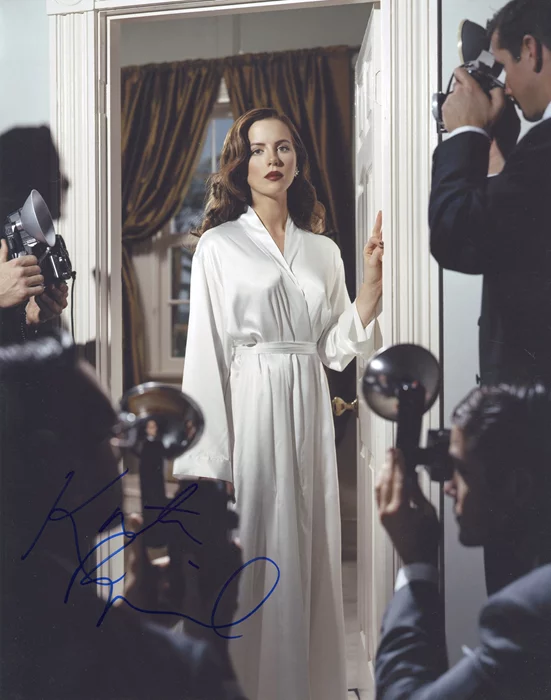 Kate Beckinsale autograph