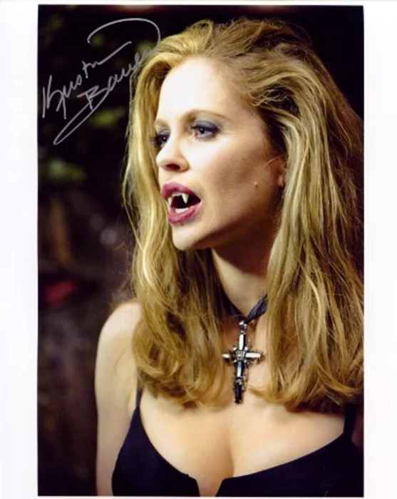 Kristin Bauer autograph