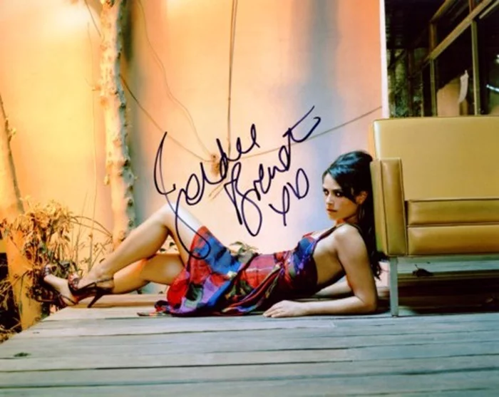 Jordana Brewster autograph