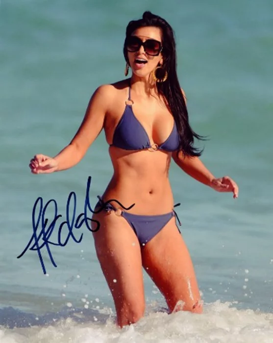 Kim Kardashian autograph