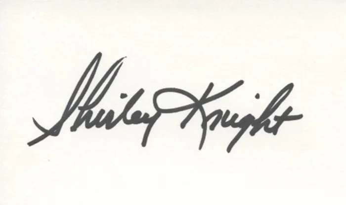 Shirley Knight autograph