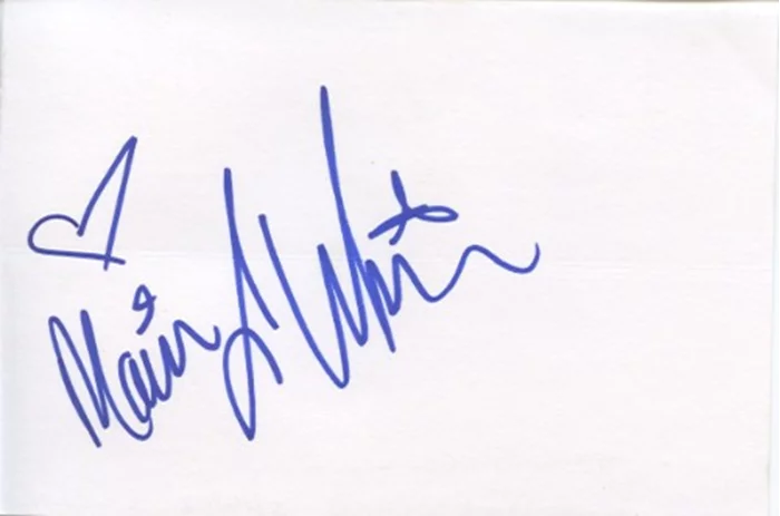 Marissa Jaret Winokur autograph