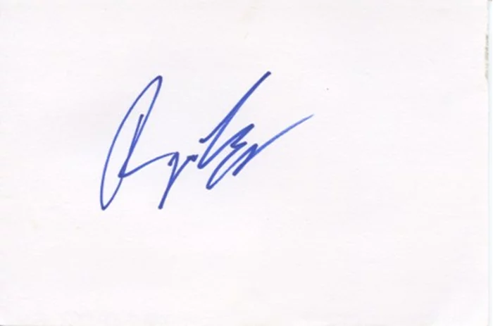 Ryan Eggold autograph