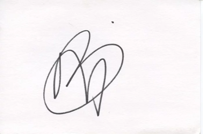 Benji Madden autograph
