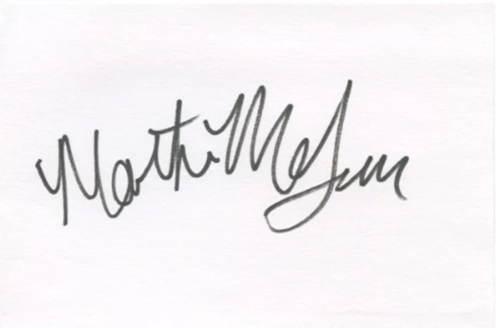 Martha MacIsaac autograph
