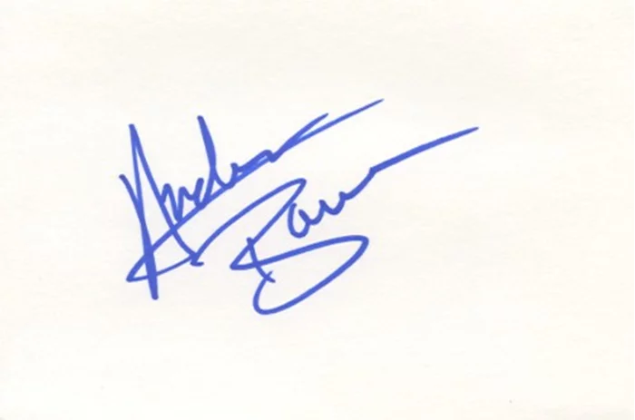 Andrea Bowen autograph