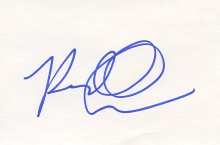 Kyle Chandler autograph