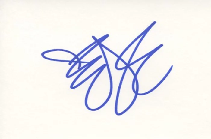 Eve autograph