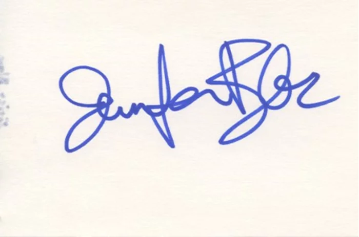 Jennifer Blanc autograph