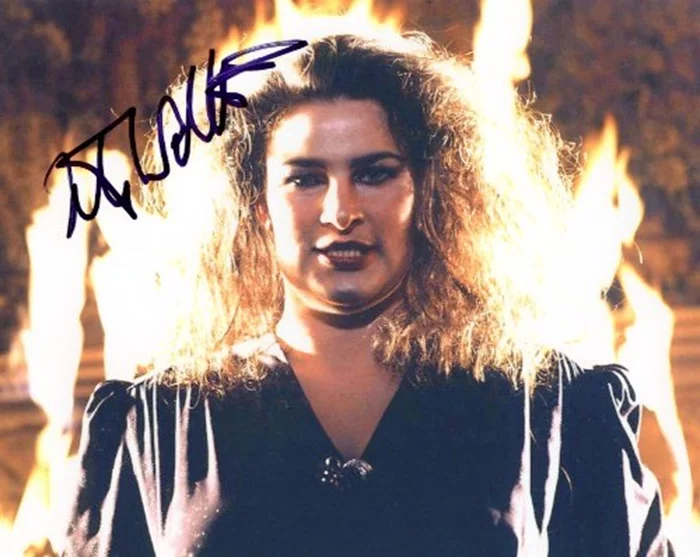 Julie T. Wallace autograph