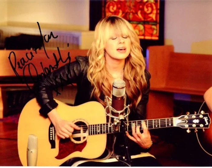 Orianthi Panagaris autograph