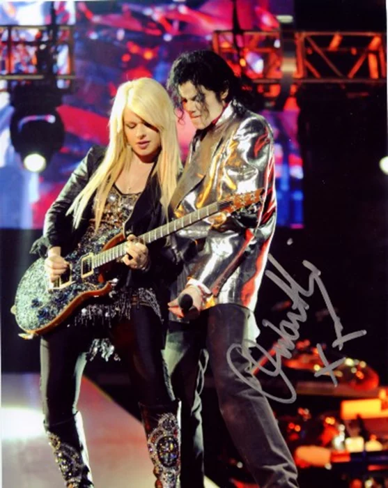 Orianthi Panagaris autograph