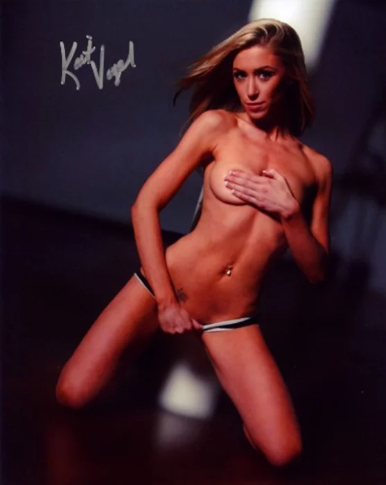 Kait Vogel autograph