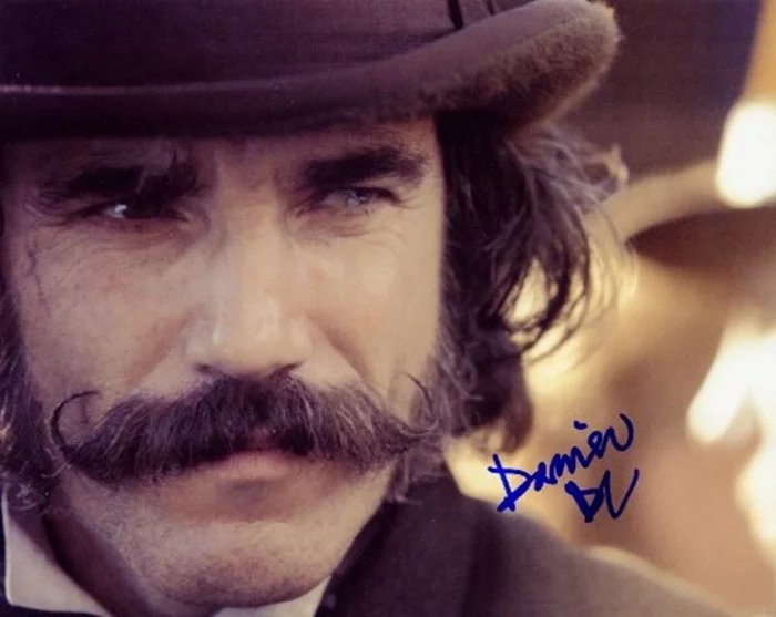 Daniel Day Lewis autograph
