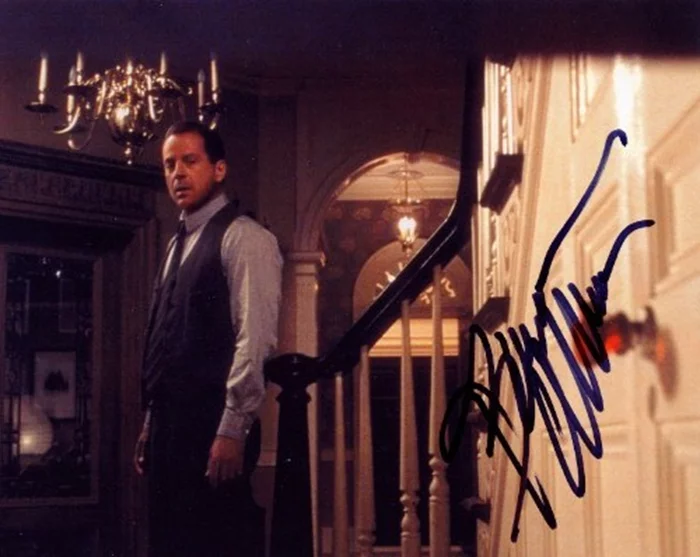 Bruce Willis autograph