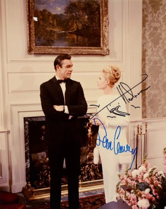 Marnie autograph