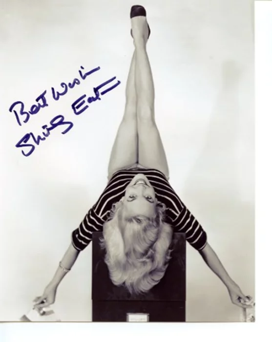 Shirley Eaton autograph