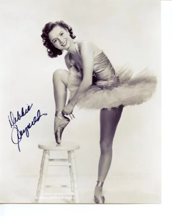 Debbie Reynolds autograph