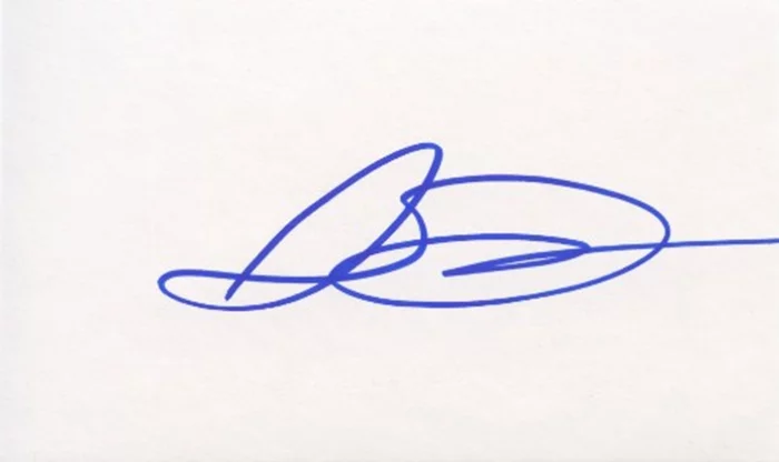 Spencer Grammer autograph
