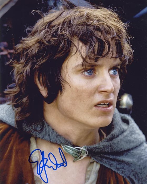 Elijah Wood autograph