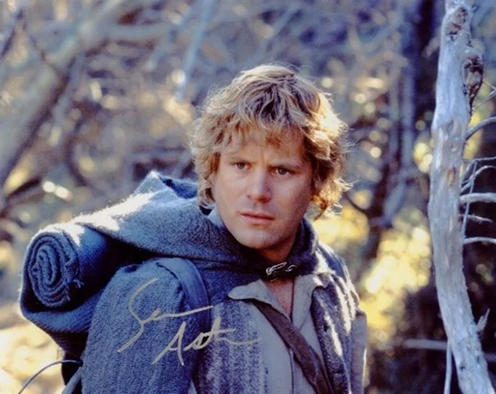 Sean Astin autograph