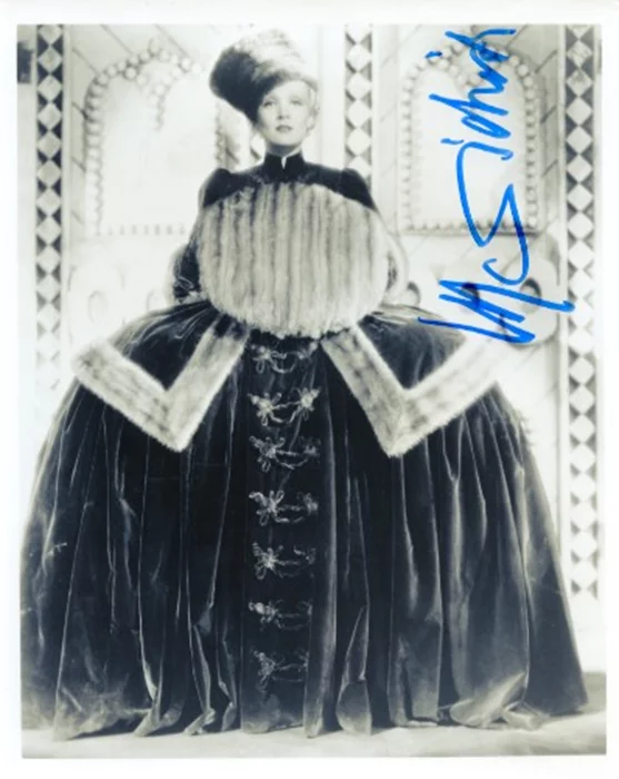 Marlene Dietrich autograph
